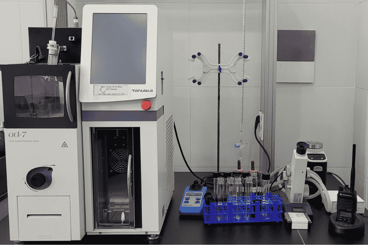 Phòng thí nghiệm hóa chất Hải Hà kiểm soát chất lượng Phong thi nghiem kiem soat chat luong hoa chat